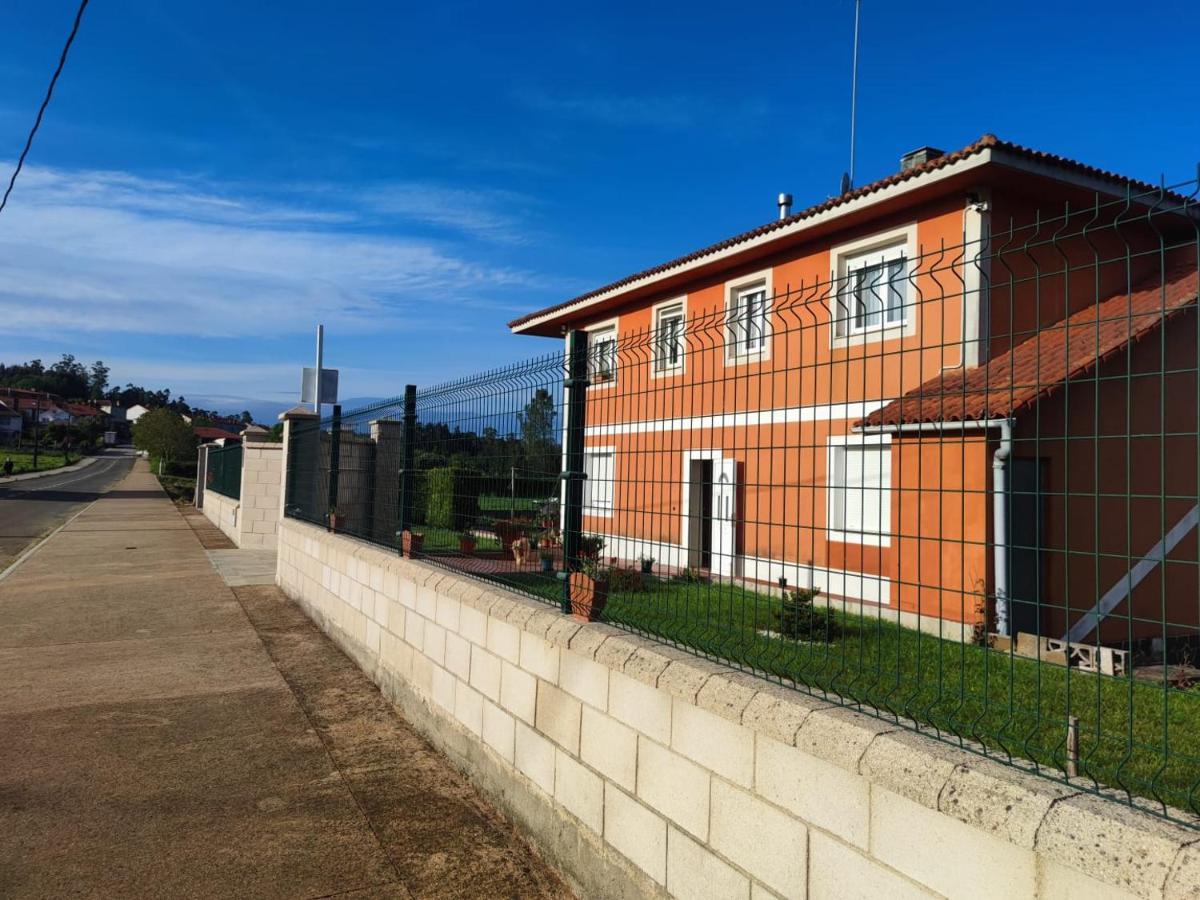 Apartamentos Turisticos Lemos O Pedrouzo Luaran gambar